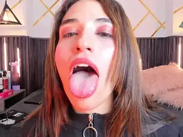 Stripchat Watch Live Sex Cams of MeganNightt