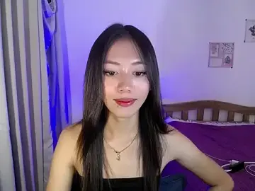 lovely_kiannaHugecock from stripchat