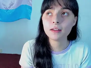 Stripchat Free Porn Cam of elizabethtaylorxxx