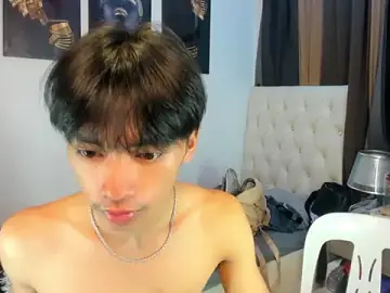 Stripchat Free Live Porn of XloverXsiantwink