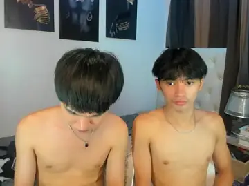 Stripchat Free Porn Cam of XloverXsiantwink