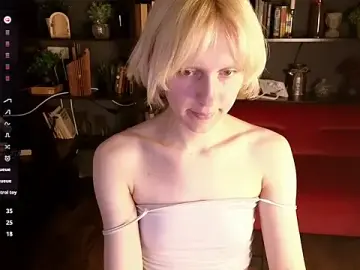 Stripchat Free Porn Cam of holyedward