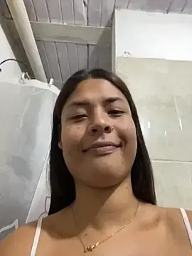 Stripchat Free Porn Cam of Romie_rous