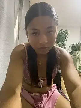 Stripchat Live Porn of Romie_rous