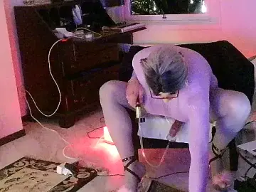 Stripchat Nude Webcam of CharlotteVixxens