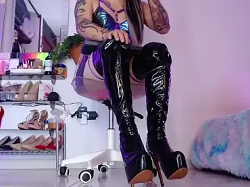 Stripchat Adult Webcams of Laveneno_ortiz07