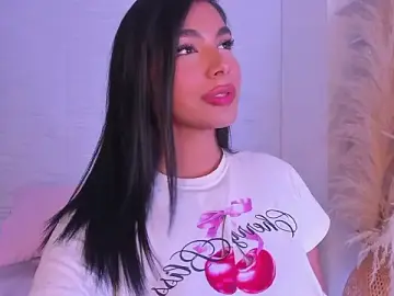 Stripchat Free Porn Cam of IsabelleFoxx_