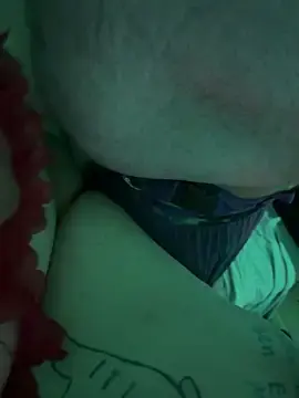 Stripchat Free Porn Cam of mrandmrsdarkside