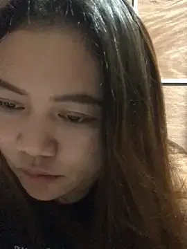 Stripchat Live Sex Cam of FinayNewestSensation