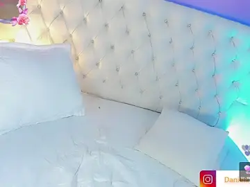 Stripchat Live Porn of Nauthy_girl