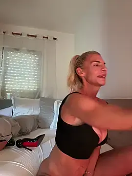 Stripchat Live Sex of Aria_69