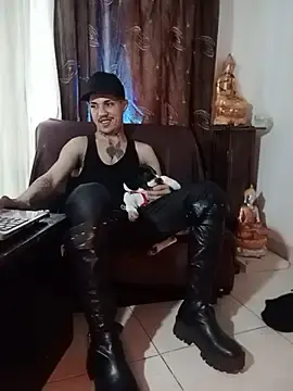 HannibalLester from stripchat
