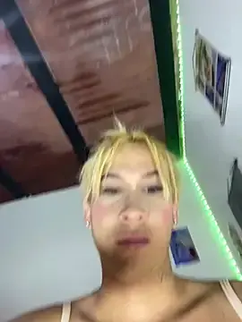 Stripchat Free Porn Cam of Astrid_Porno