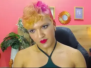 Stripchat Live Porn of aslyhernandez_7