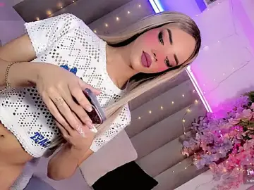 Stripchat Best live sex cam show of Nina_Keyli