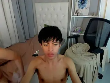 Stripchat Live Sex of davincihugecock