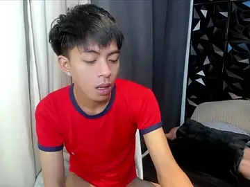 Stripchat Free Live Porn of davincihugecock