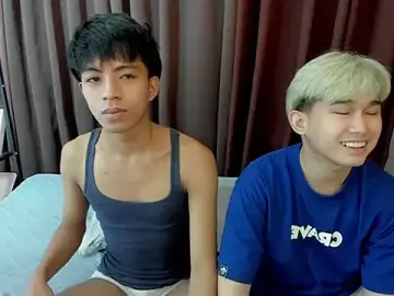 Stripchat Adult Webcams of davincihugecock