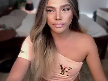 Stripchat Free Live Porn of liaa_lurrecams