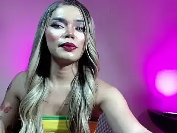Stripchat Live Sex of hugecockbabe