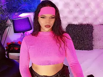 Stripchat Nude Webcam of Keira_Fox31