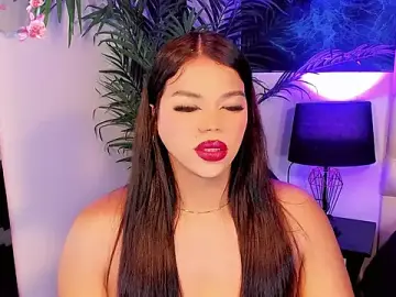 Stripchat Live Sex of Keira_Fox31