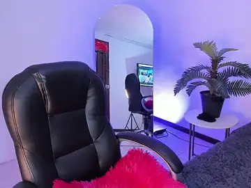 Stripchat Free Live Porn of sophia_velarie77