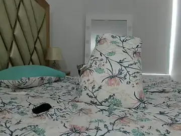 Stripchat Live Porn of briana_wonder69xxx