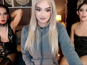 Stripchat Best live sex cam show of PrettyHorseCockTrans
