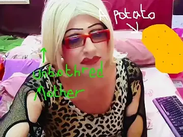 Stripchat Free Live Porn of horni4luv