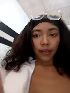 Stripchat Sex Chat of My-Princess-Mia