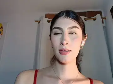 Stripchat Sex Cam of valeria_gonzales_
