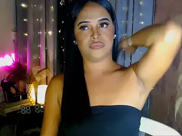 Lorainnelustts from stripchat