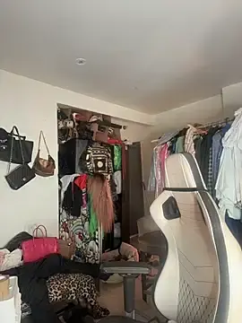 Stripchat Free Live Porn of Motherbigbus