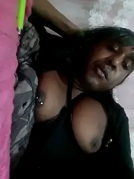 Stripchat Free Porn Cam of Hellentrans24