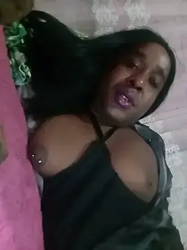 Stripchat Live Sex Cam of Hellentrans24