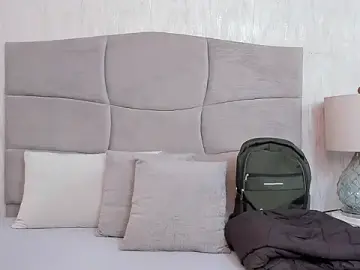 Stripchat Free Live Porn of Naomii_BDSM