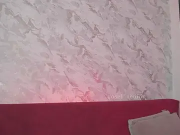 Stripchat Live Sex Cam of roselinedior