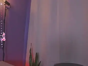 Stripchat Watch Live Sex Cams of roselinedior