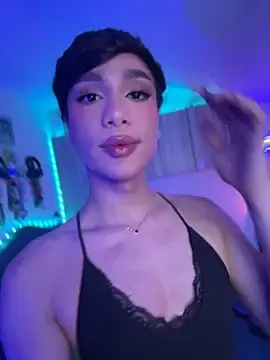 Stripchat Best live sex cam show of sue___0