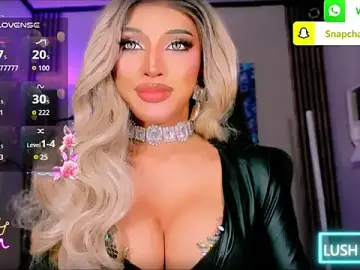 Stripchat Free Porn Cam of UrDominantBella