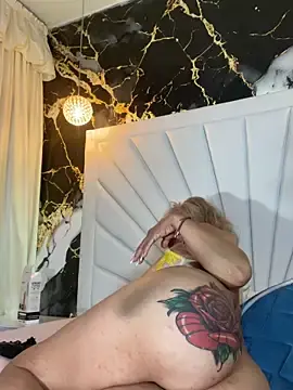 Stripchat Live Porn of scarlett_sexx69