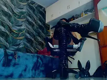 Stripchat Sex Cam of xxxSEXBOMBxxx