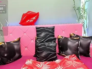 Stripchat Best live sex cam show of LovelyMell