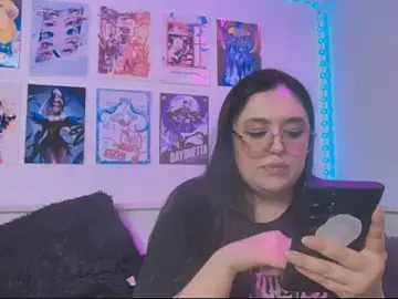 Stripchat Free Live Porn of snowblack_