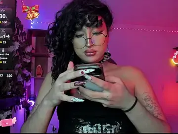 Stripchat Watch Live Sex Cams of Heka_Prudence