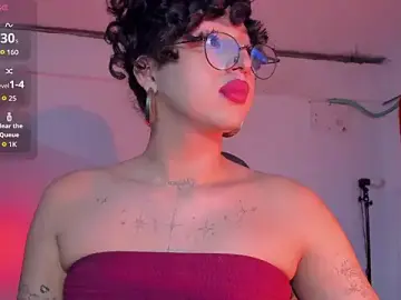 Stripchat Watch Live Sex Cams of Heka_Prudence