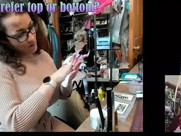 Stripchat Live Sex Cam of jessy0504