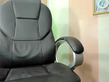 Stripchat Live Sex of Mila_Leon