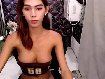Stripchat Sex Cam of miss_carlas